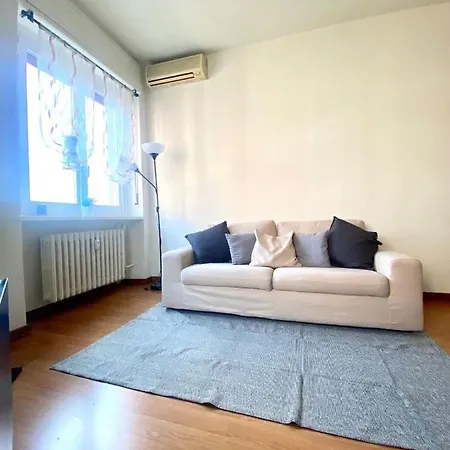 Modern Flat Centrale-bicocca-niguarda Apartmán